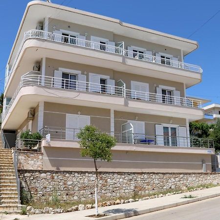 סרנדה Isabela Apartments מראה חיצוני תמונה