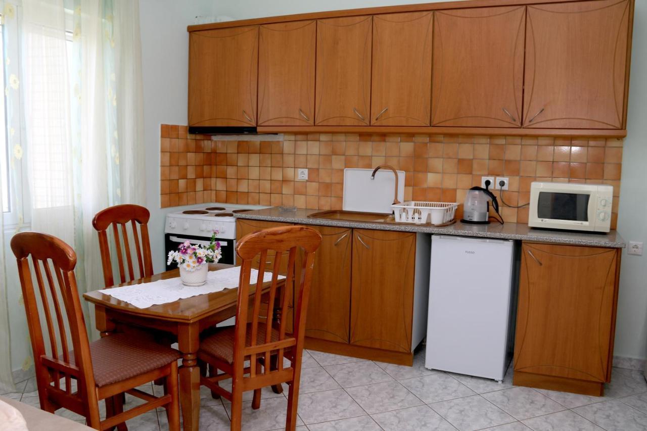 סרנדה Isabela Apartments מראה חיצוני תמונה
