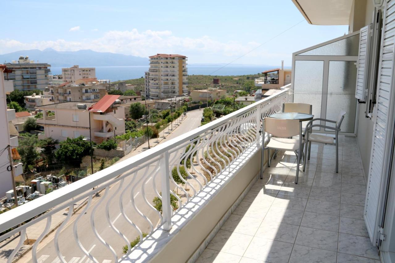 סרנדה Isabela Apartments מראה חיצוני תמונה