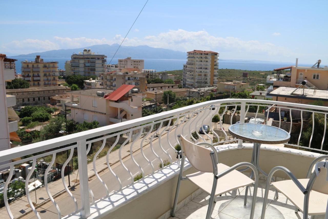 סרנדה Isabela Apartments מראה חיצוני תמונה