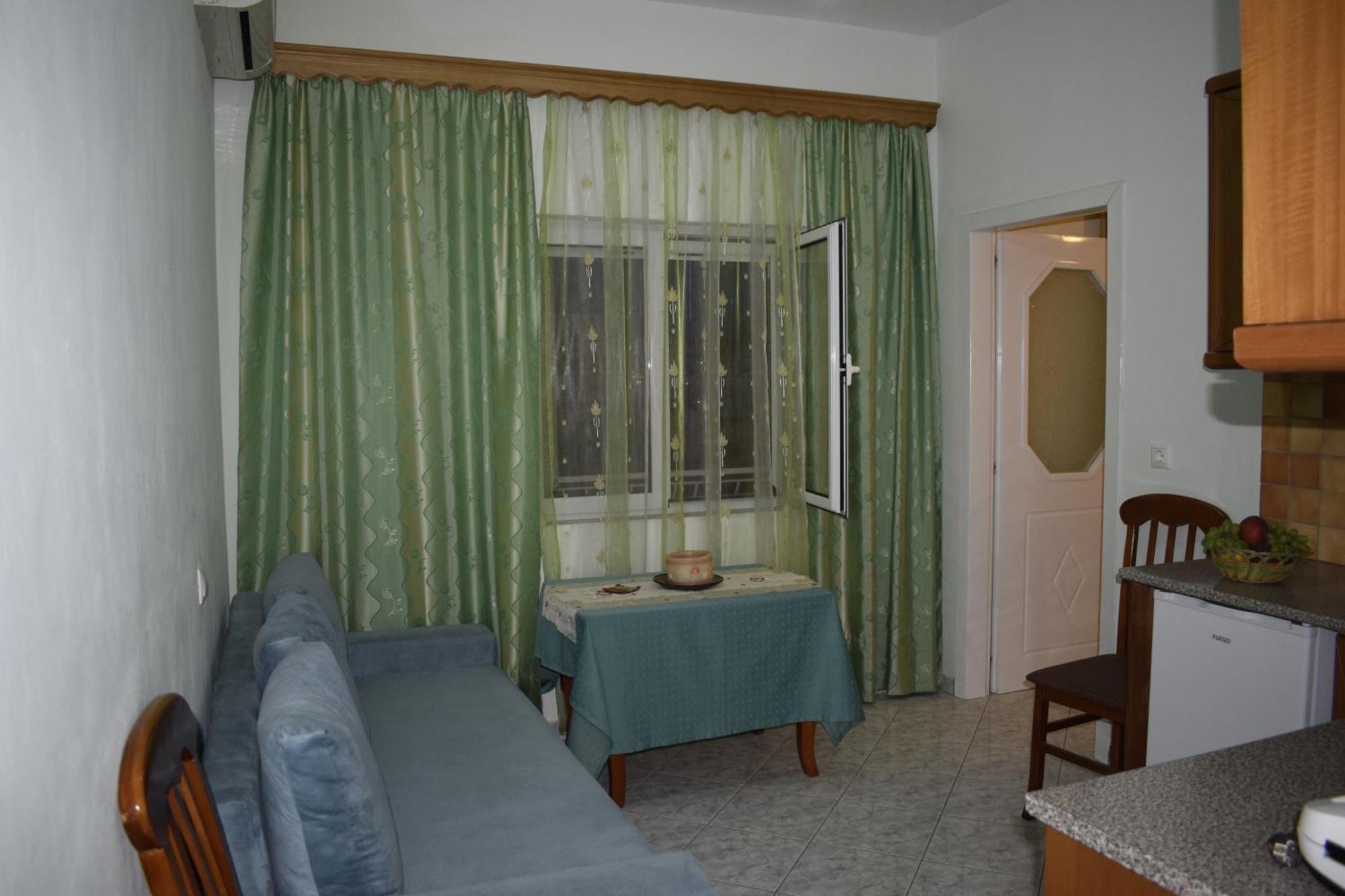 סרנדה Isabela Apartments מראה חיצוני תמונה