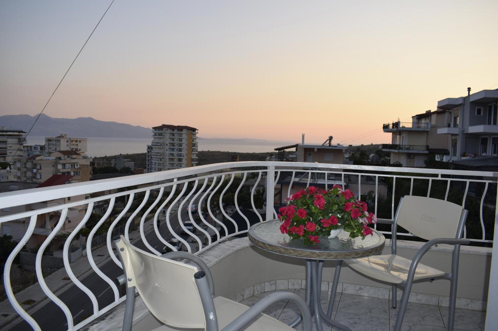 סרנדה Isabela Apartments מראה חיצוני תמונה